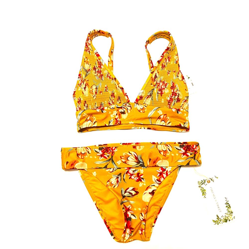 NWT Chelsea & violet bikini XS